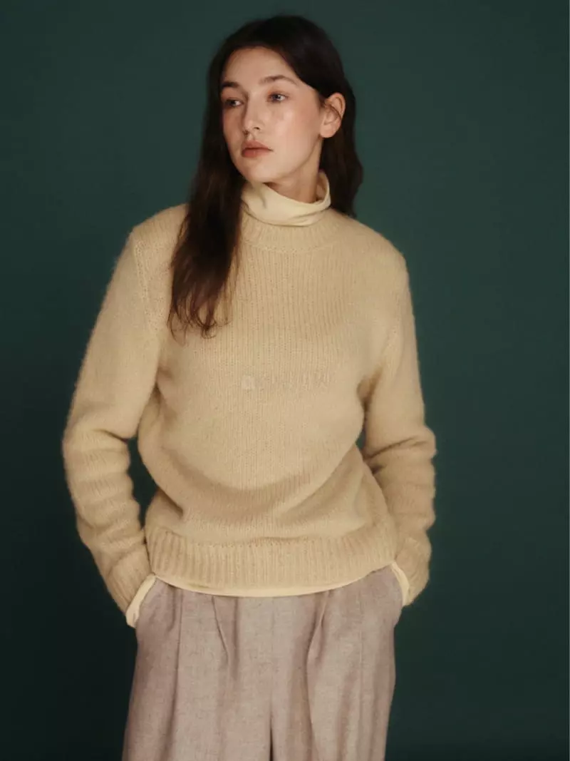 Fave - Korean Women Fashion - #momslook - Sander Round Knit Tee - 2