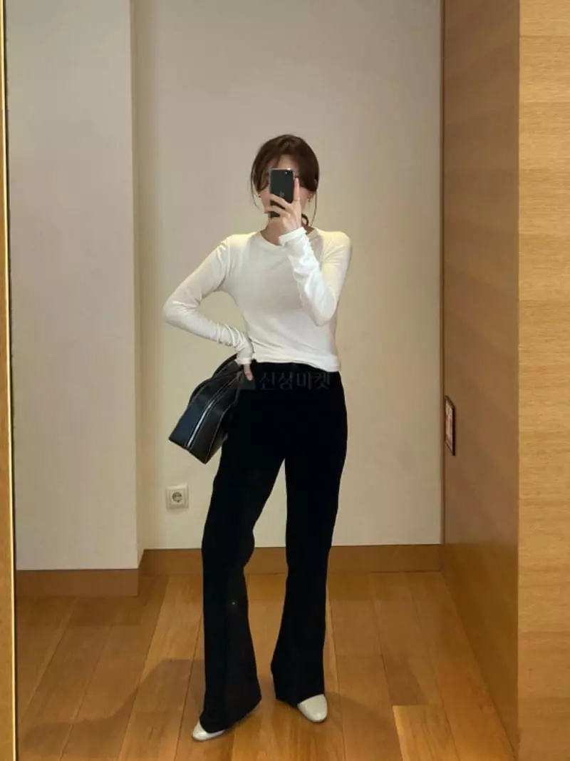 Fave - Korean Women Fashion - #momslook - Veloure Pants - 2