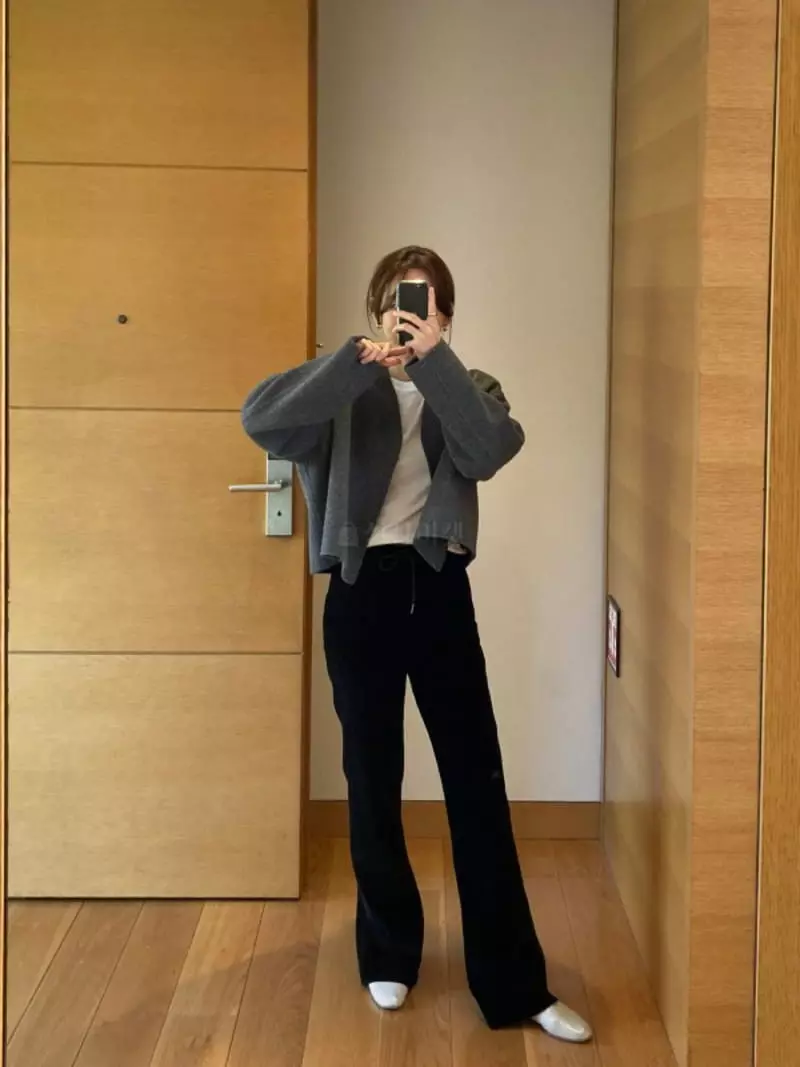 Fave - Korean Women Fashion - #momslook - Veloure Pants - 4
