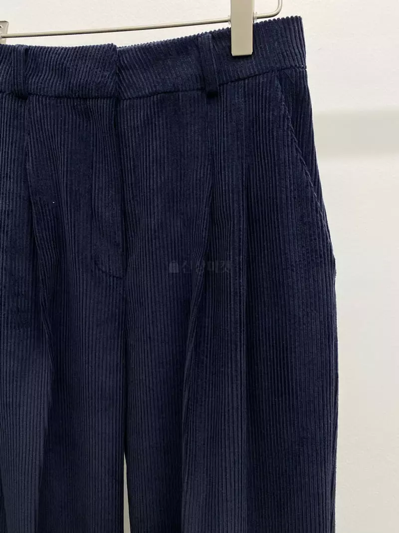 Fave - Korean Women Fashion - #momslook - Garden Pants