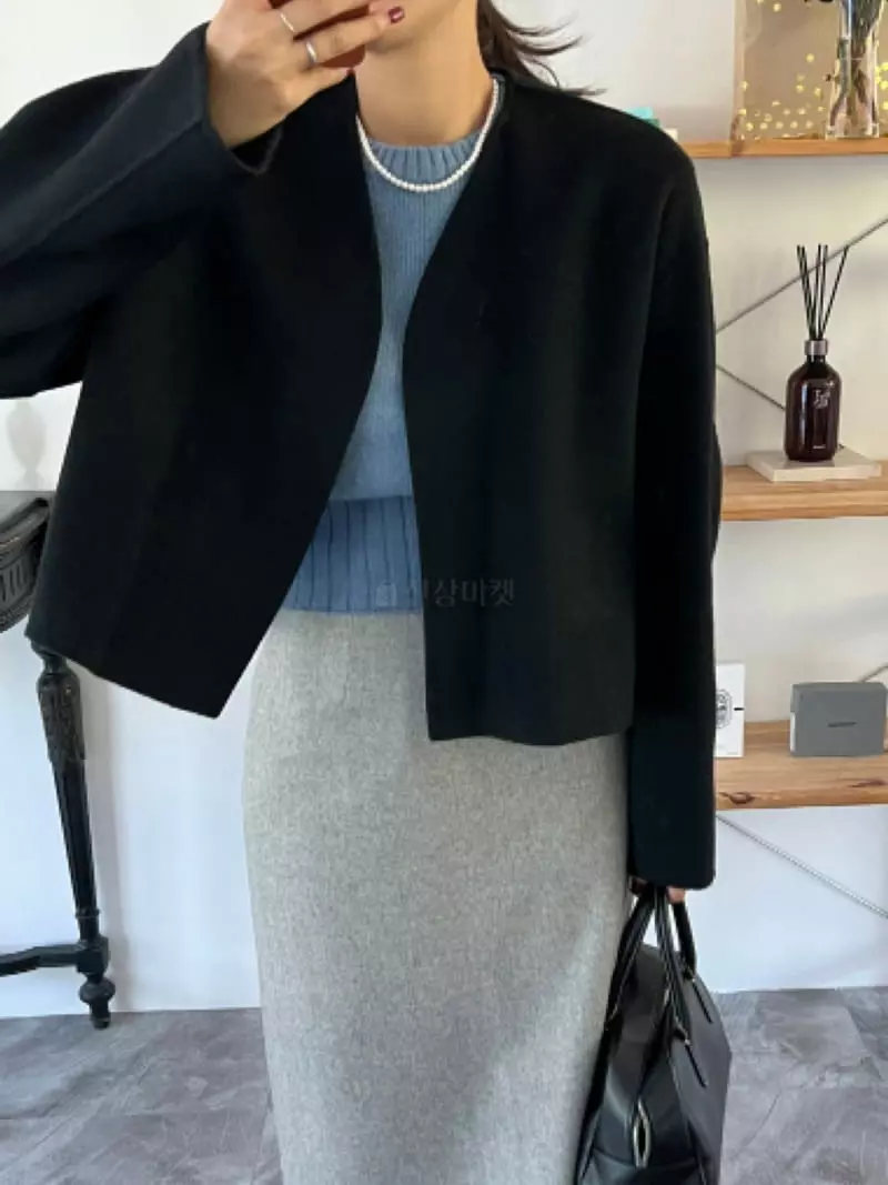 Fave - Korean Women Fashion - #momslook - Short Hand Jacket - 11