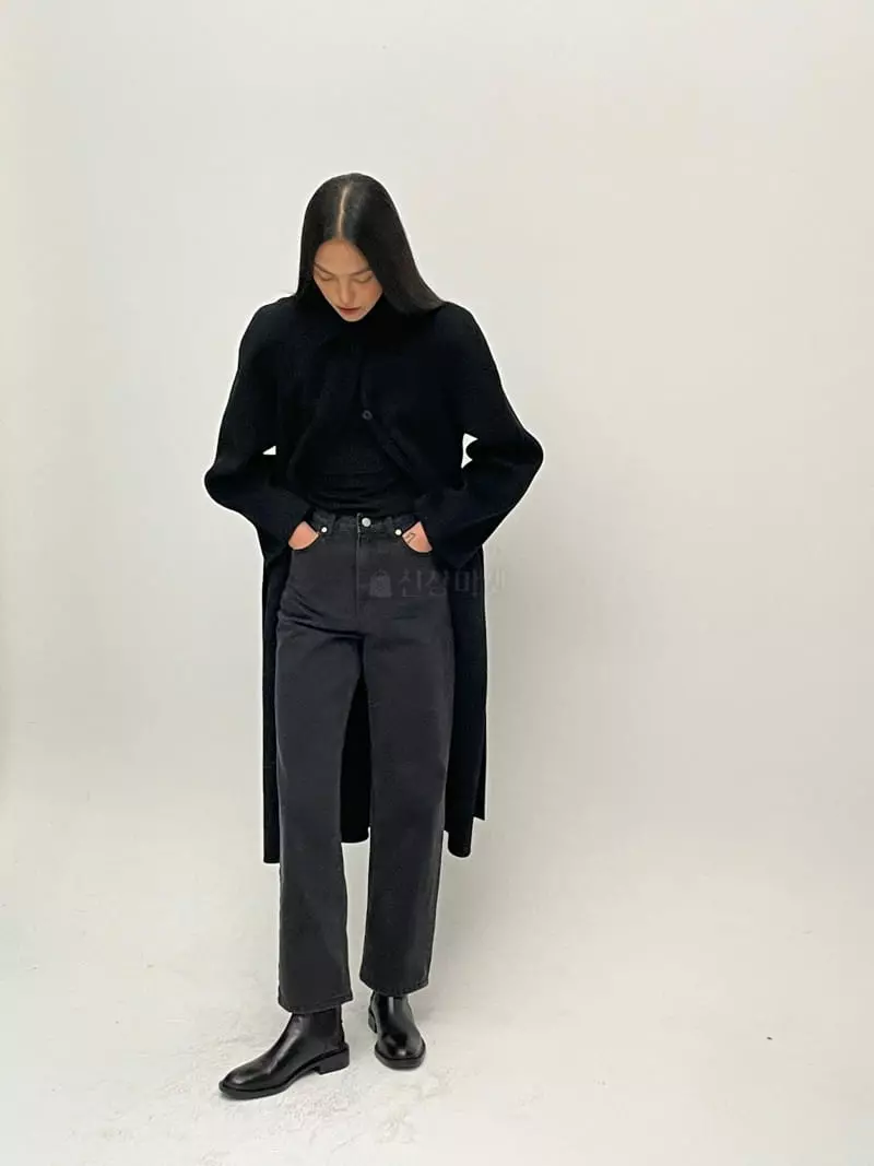 Fave - Korean Women Fashion - #shopsmall - Black Jeans