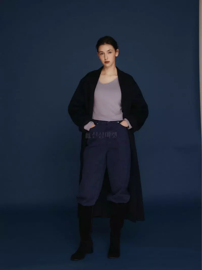 Fave - Korean Women Fashion - #womensfashion - Angle Tee - 3