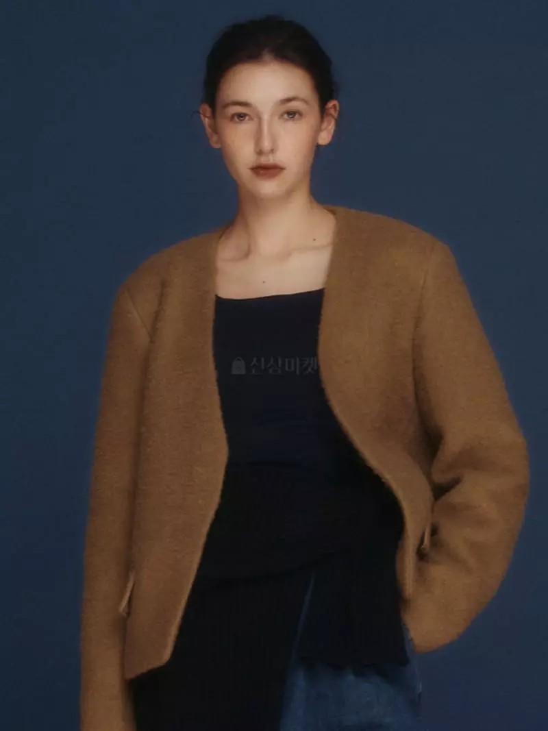 Fave - Korean Women Fashion - #momslook - Square Tee - 4