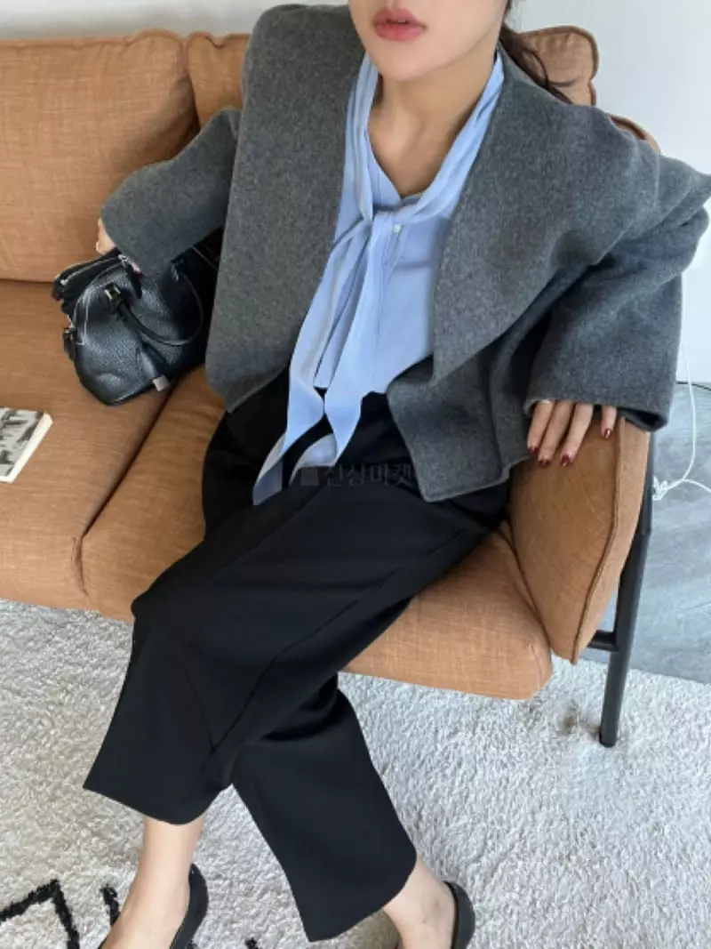 Fave - Korean Women Fashion - #womensfashion - Short Hand Jacket - 10
