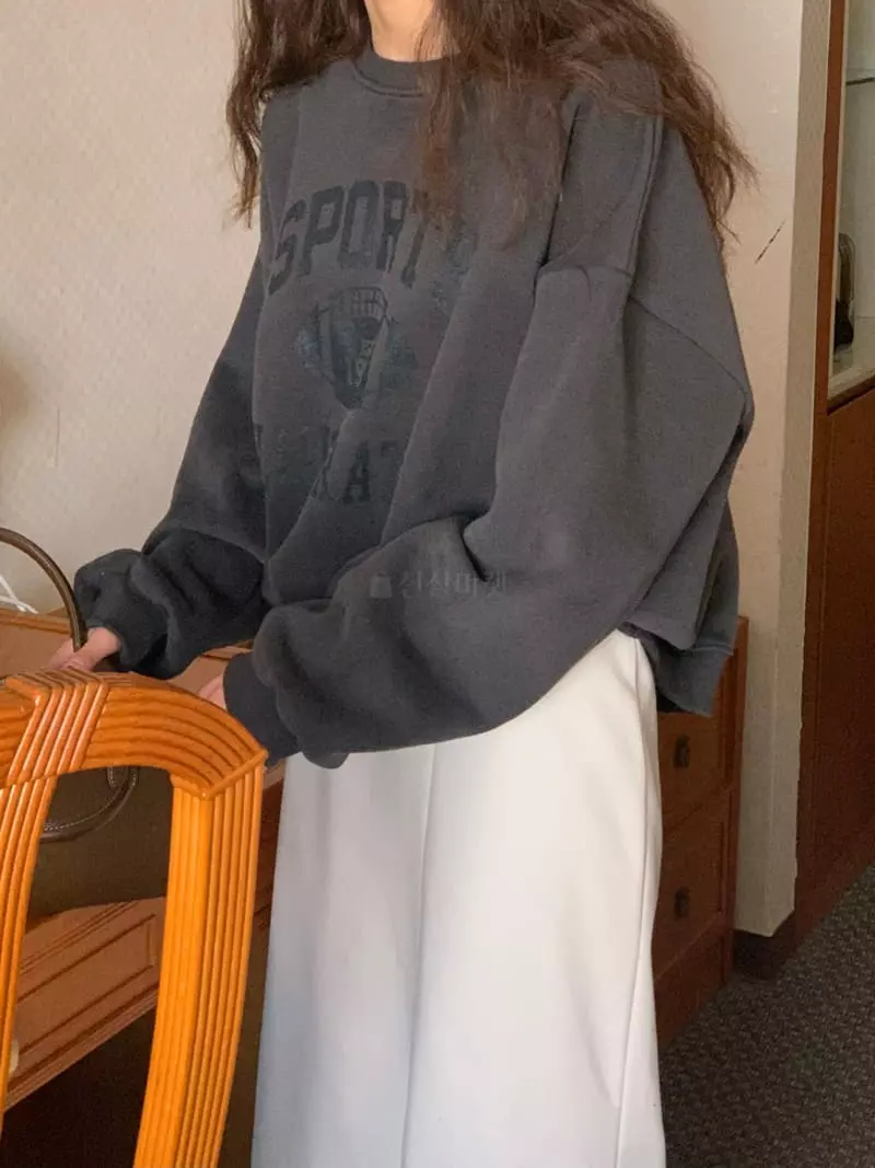 February - Korean Women Fashion - #restrostyle - Rugby Sweatshirt - 2