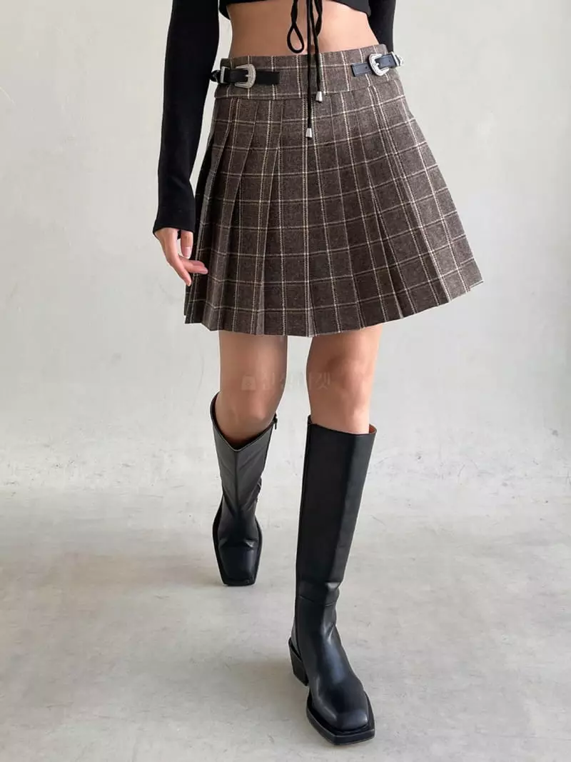 Feffer - Korean Women Fashion - #momslook - Wings Skirt - 2