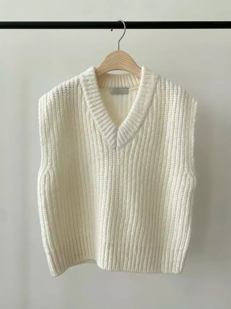 Ff - Korean Women Fashion - #momslook - Alpaca Vest Knit Tee - 10