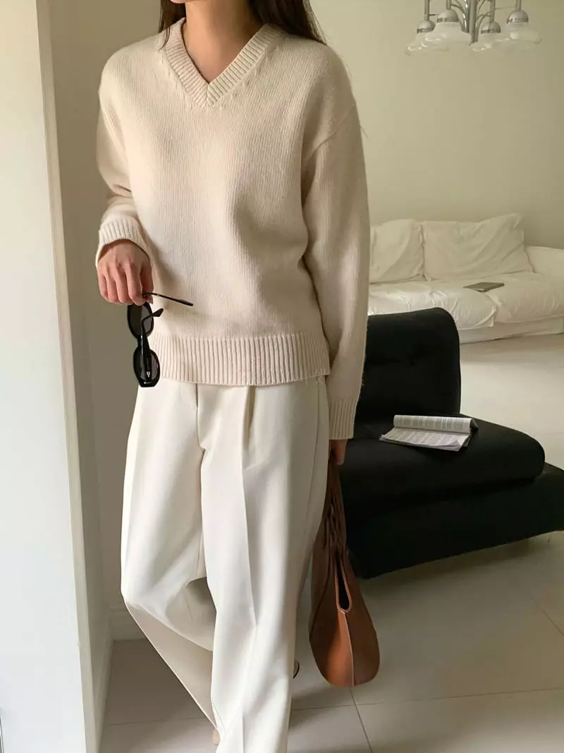 Ff - Korean Women Fashion - #womensfashion - Still v Neck Knit Tee