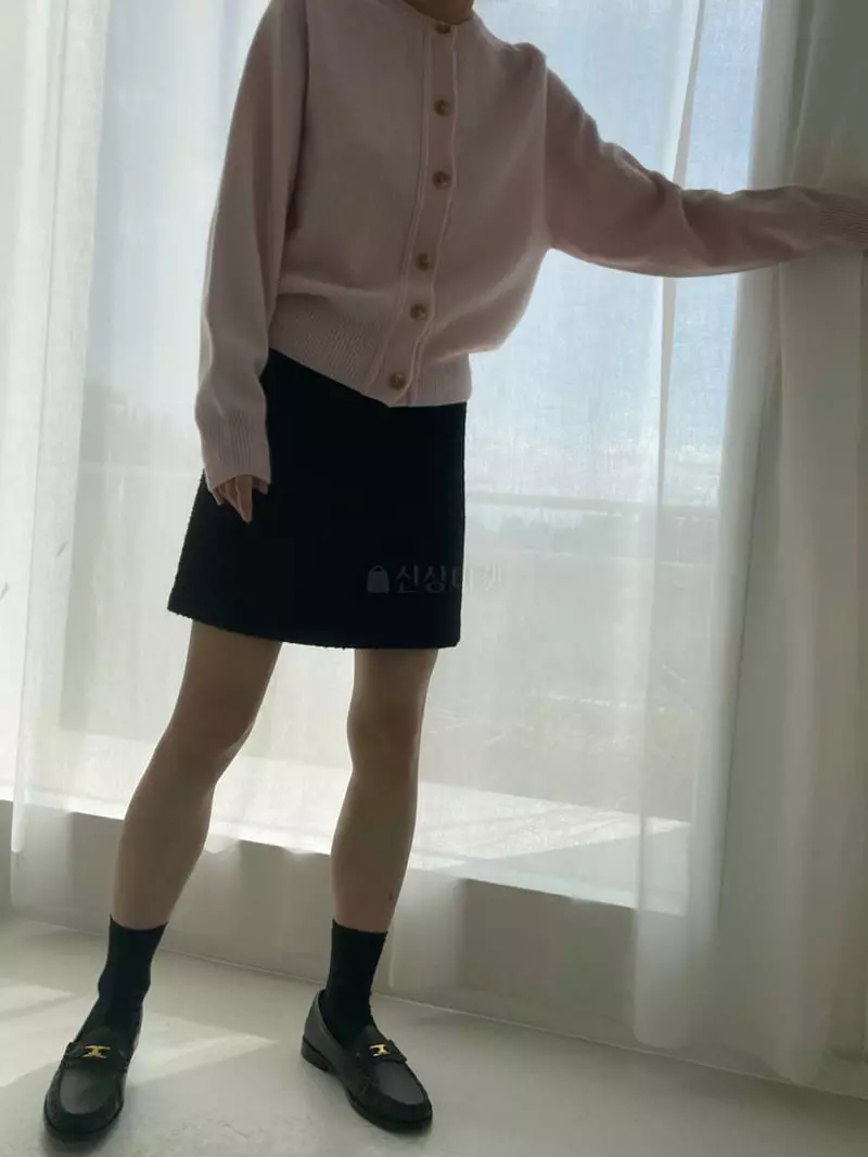Fifty - Korean Women Fashion - #momslook - Mini Skirt - 4