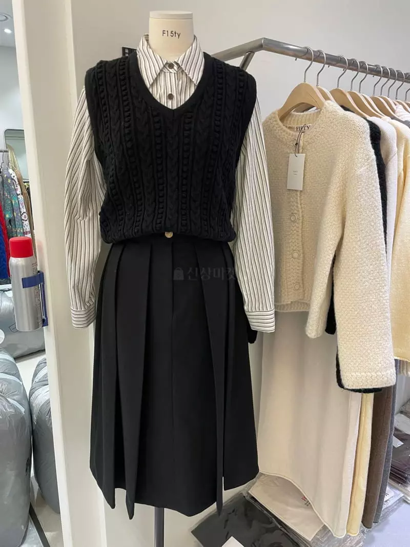 Fifty - Korean Women Fashion - #thatsdarling - Link Skirt - 4