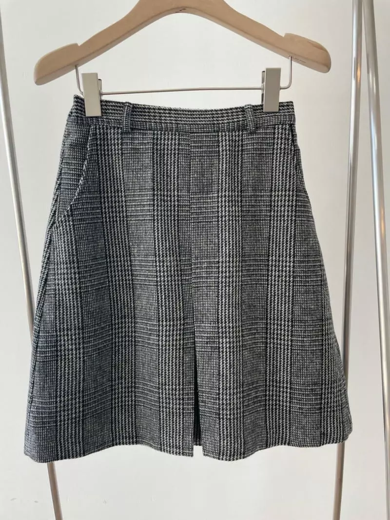 Fifty - Korean Women Fashion - #womensfashion - Check Mini Skirt - 8