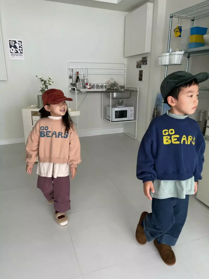 Fine Studio - Korean Children Fashion - #childofig - Bear Sweatshirt - 6