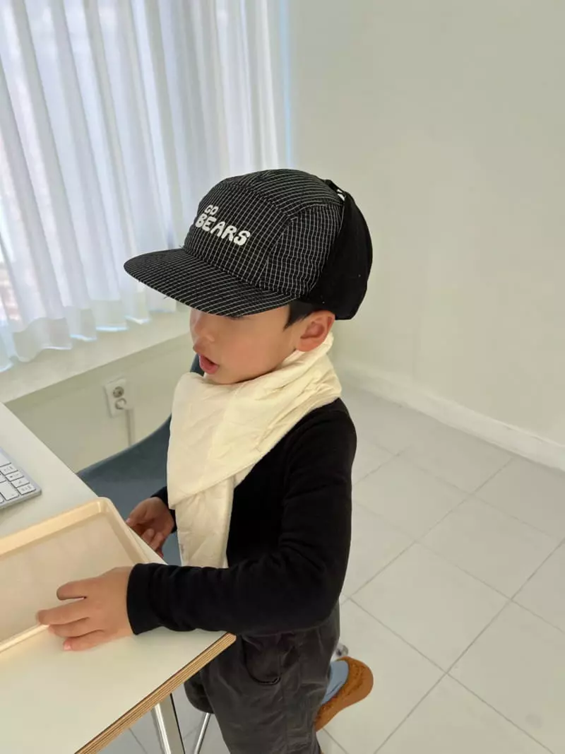 Fine Studio - Korean Children Fashion - #prettylittlegirls - Masion Muffler - 4