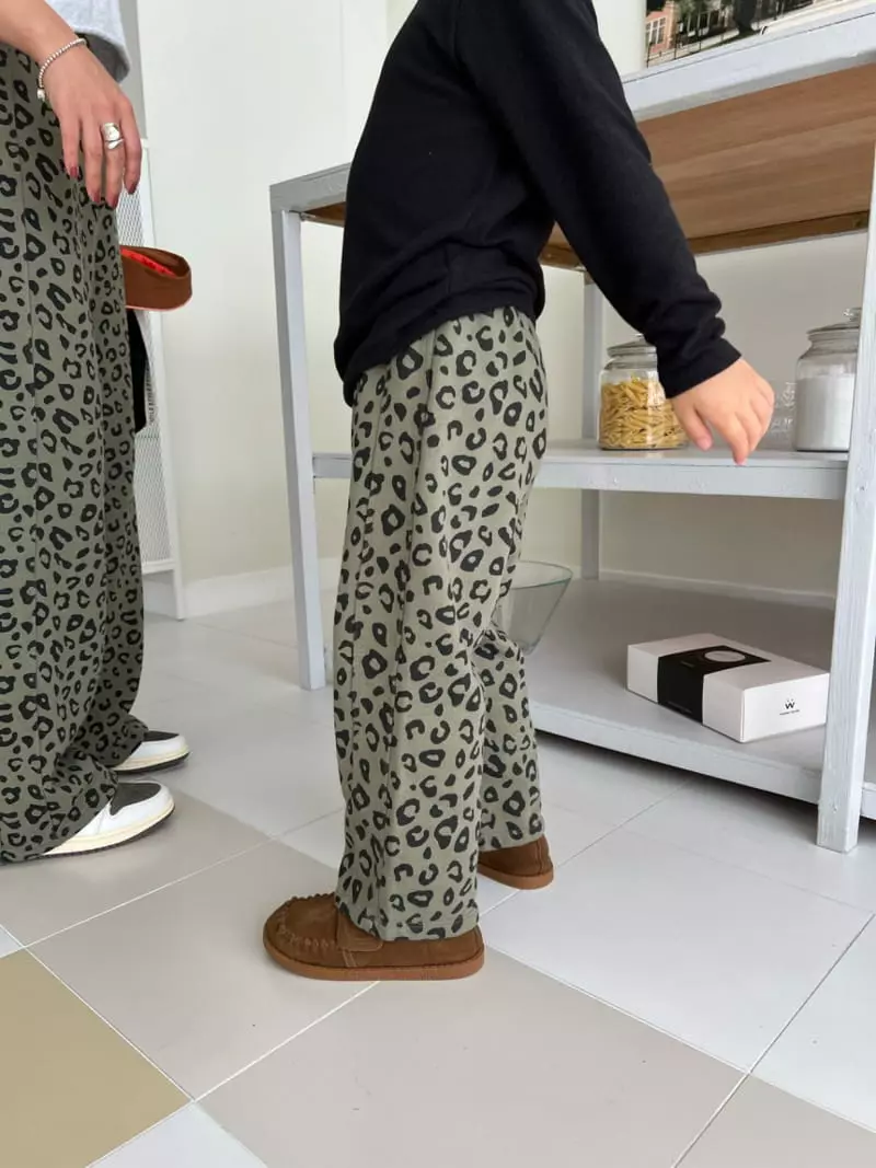 Fine Studio - Korean Children Fashion - #magicofchildhood - Hoho Pants with Mom - 7