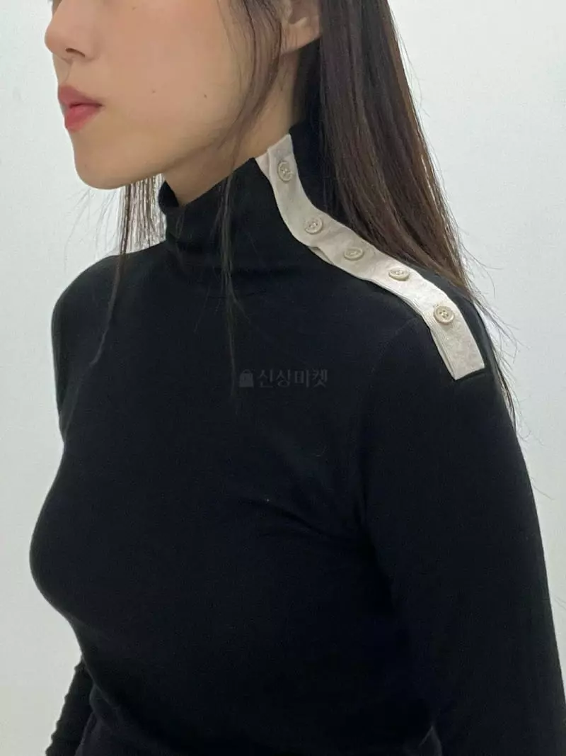 Flipar - Korean Women Fashion - #womensfashion - Button Tee - 4