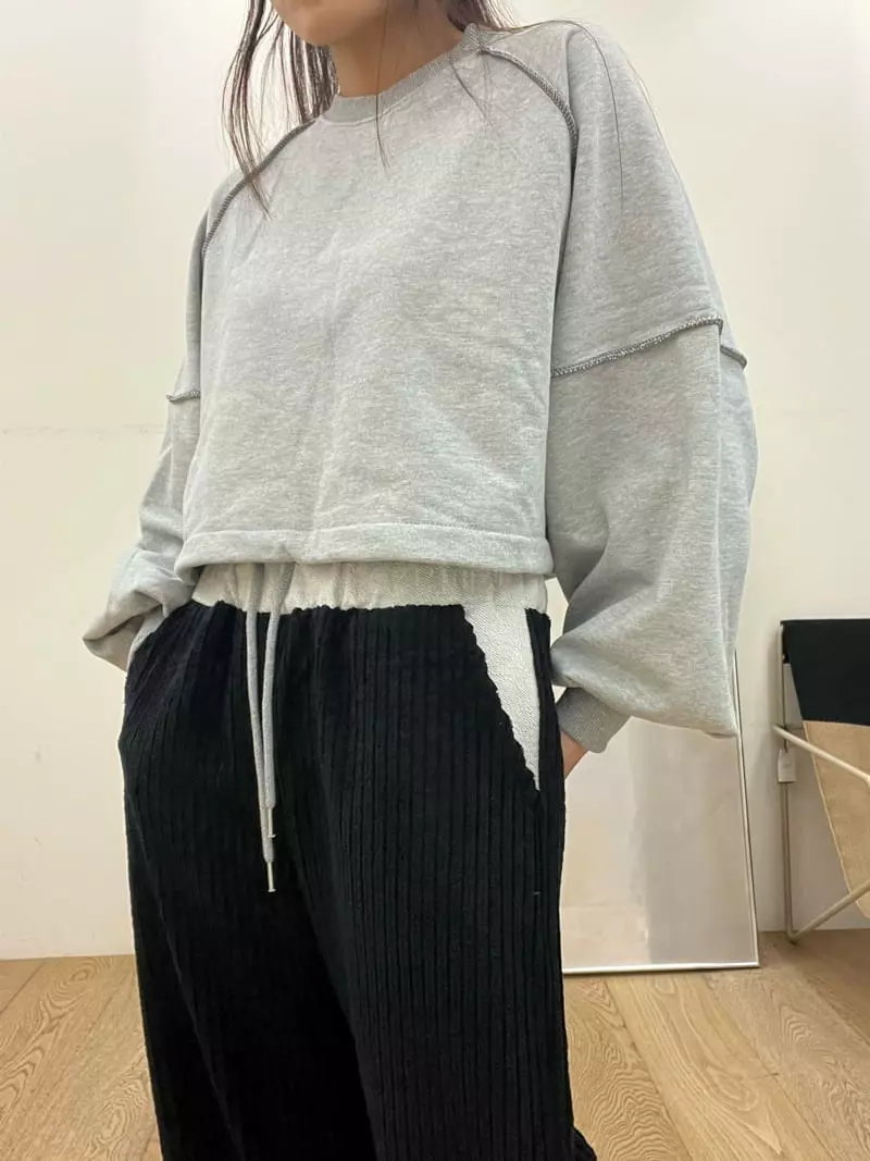 Flipar - Korean Women Fashion - #momslook - Puff Crop Sweatshirt