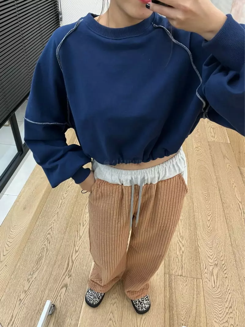 Flipar - Korean Women Fashion - #restrostyle - Puff Crop Sweatshirt - 10
