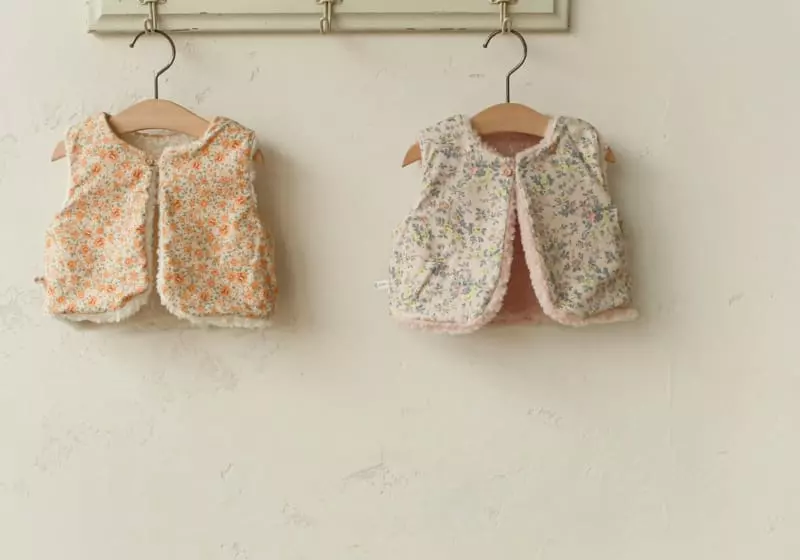 Flo - Korean Children Fashion - #stylishchildhood - Vavara Bebe Vest - 2