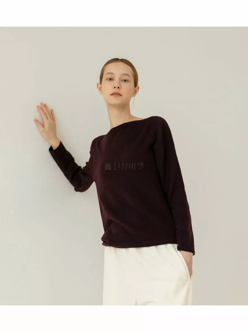 Floaty - Korean Women Fashion - #momslook - Whole Gament Shopy Boatneck Knit Tee - 2