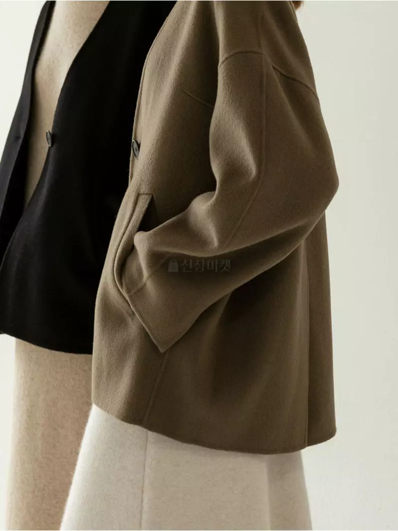 Floaty - Korean Women Fashion - #momslook - Ov Half Coat - 5