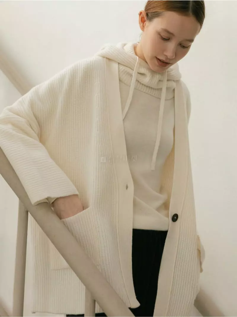 Floaty - Korean Women Fashion - #momslook - Kimpy Hoody Warmer - 11