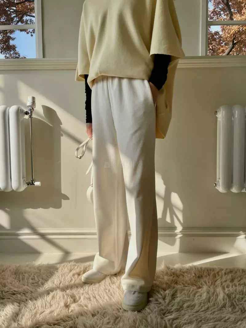 Floaty - Korean Women Fashion - #romanticstyle - Veloure Pants - 11