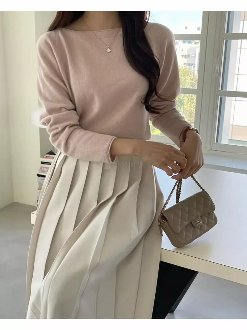 Floaty - Korean Women Fashion - #womensfashion - Whole Gament Shopy Boatneck Knit Tee - 11