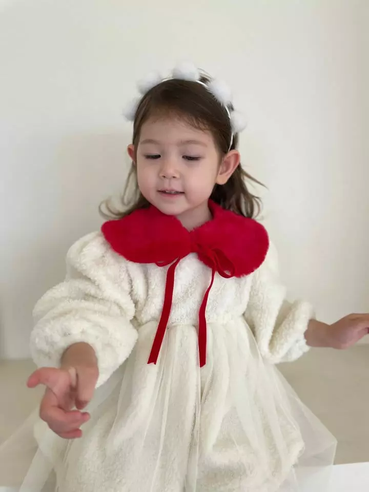 Flower J - Korean Children Fashion - #kidsstore - Mink Cape - 4