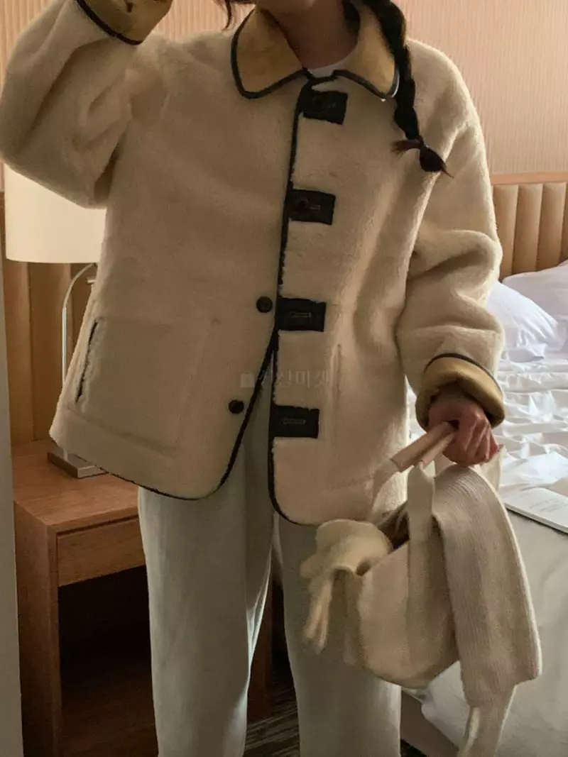 Flutter - Korean Women Fashion - #momslook - Reversible Jacket - 3