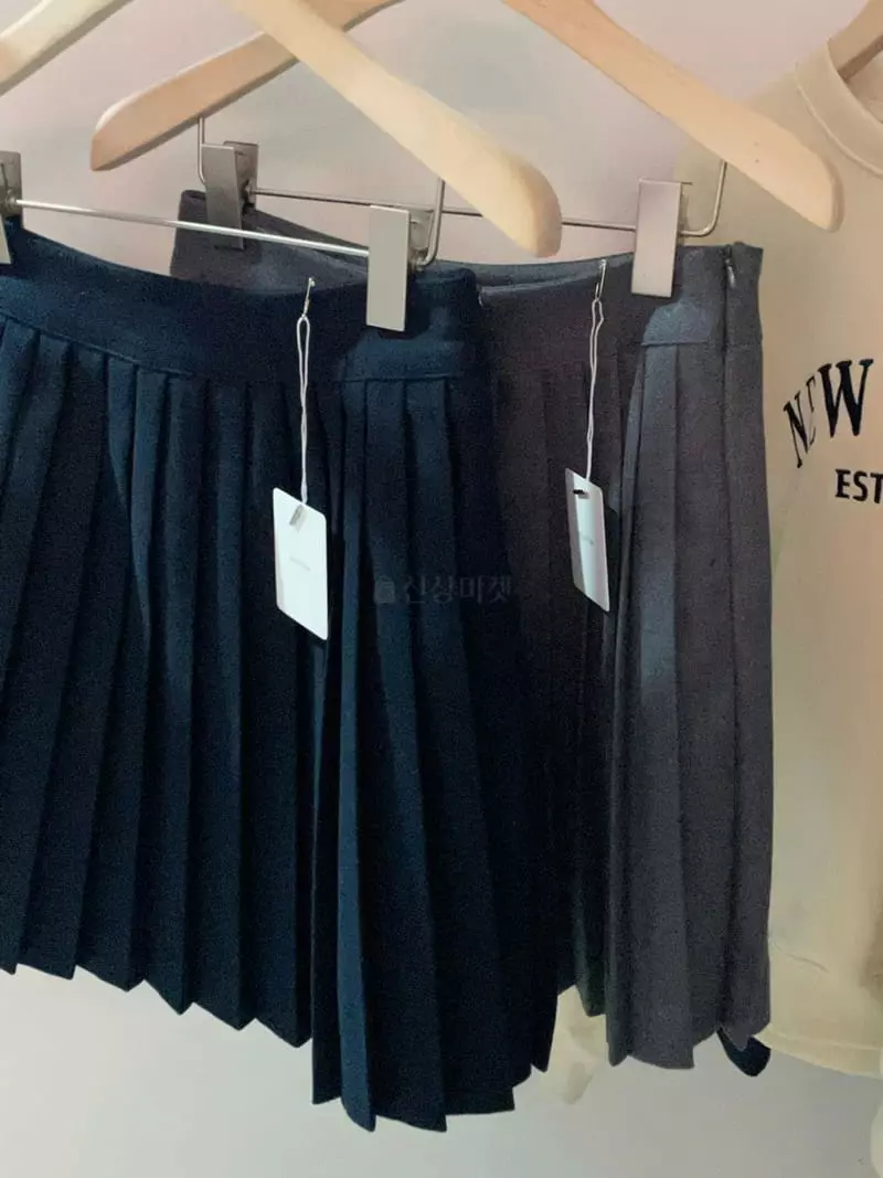 Flutter - Korean Women Fashion - #vintagekidsstyle - Roen Pleats Skirt - 6