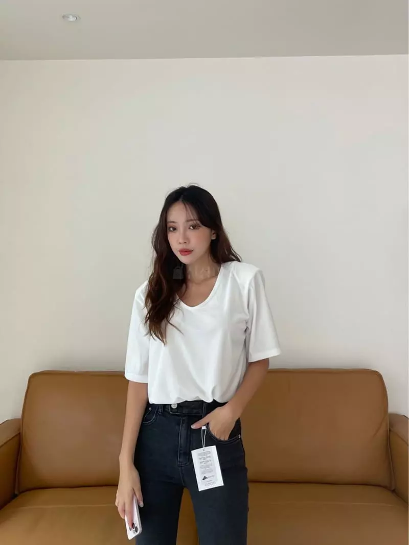 Four Eight - Korean Women Fashion - #womensfashion - Velvet Tee