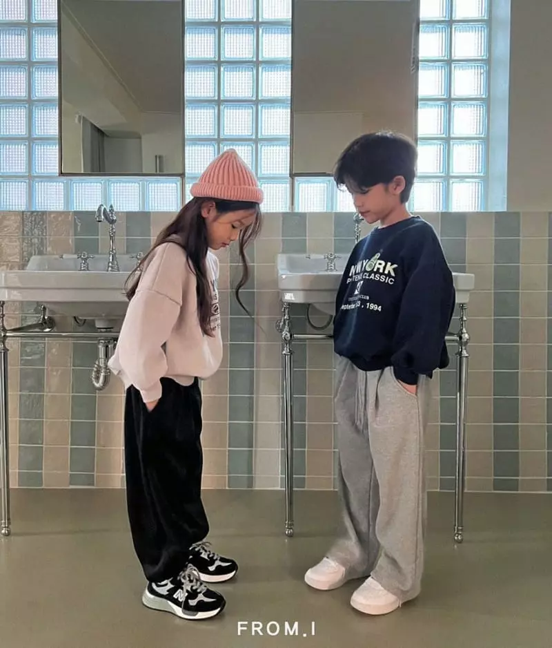 From I - Korean Children Fashion - #kidsshorts - Newyork Sweatshirt - 3