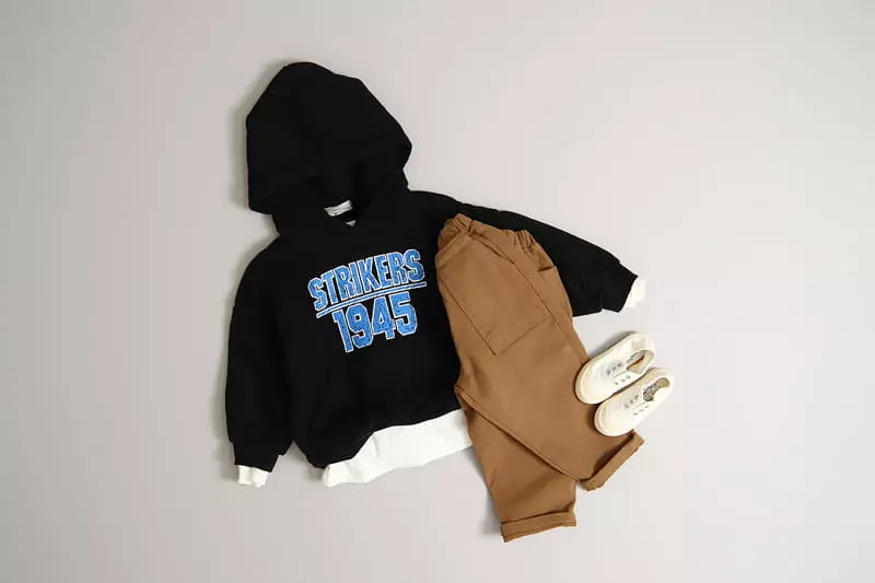 Hyvaa - Korean Children Fashion - #magicofchildhood - Stricker Sweatshirt