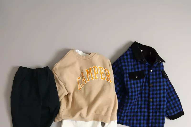 Hyvaa - Korean Children Fashion - #toddlerclothing - Camper Sweatshirt - 11