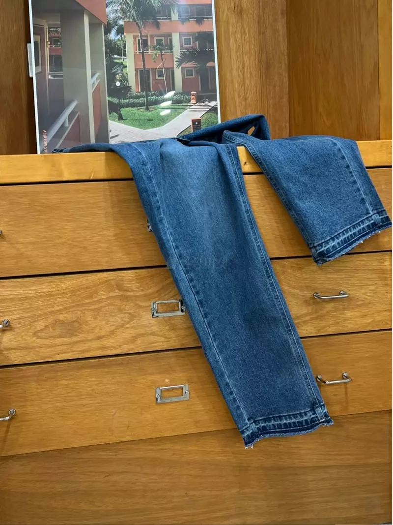 Inssense - Korean Women Fashion - #womensfashion - Detail Jeans - 12