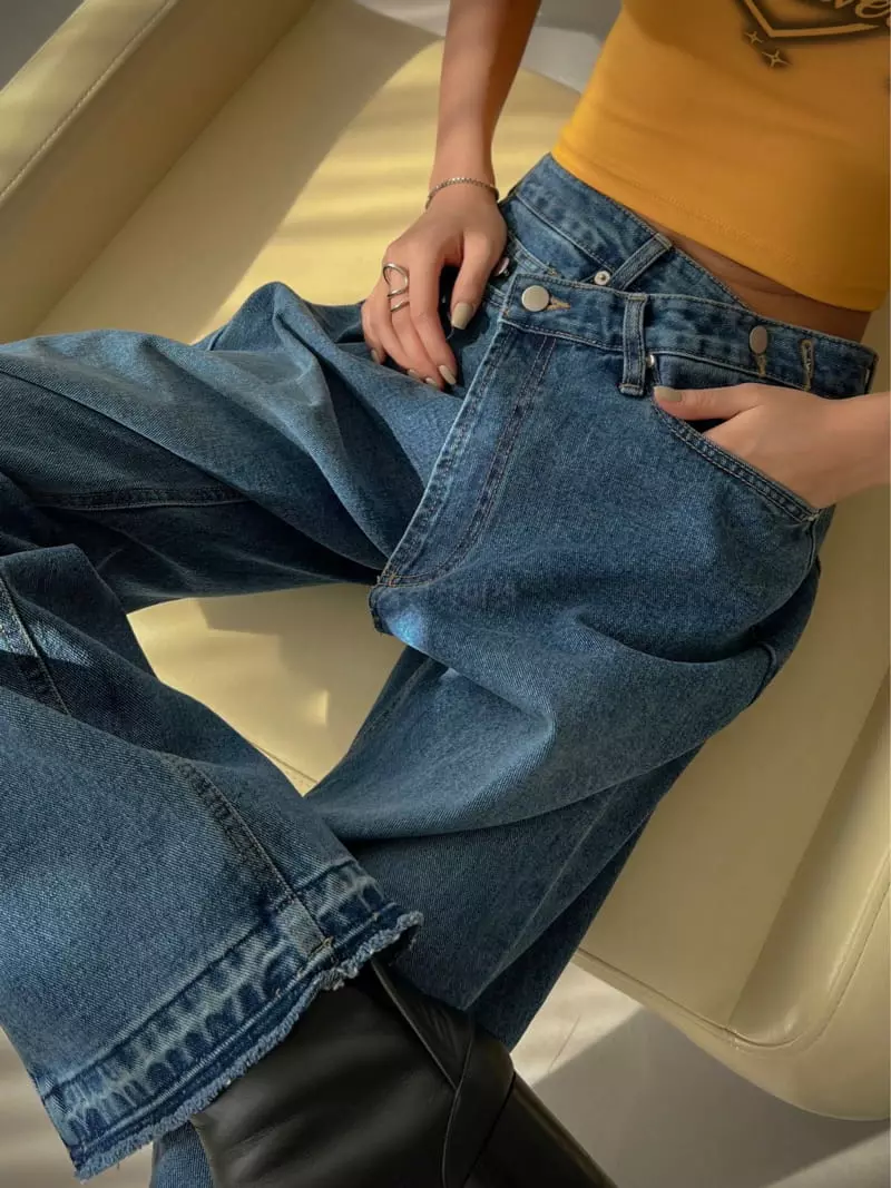 Inssense - Korean Women Fashion - #momslook - Detail Jeans - 4
