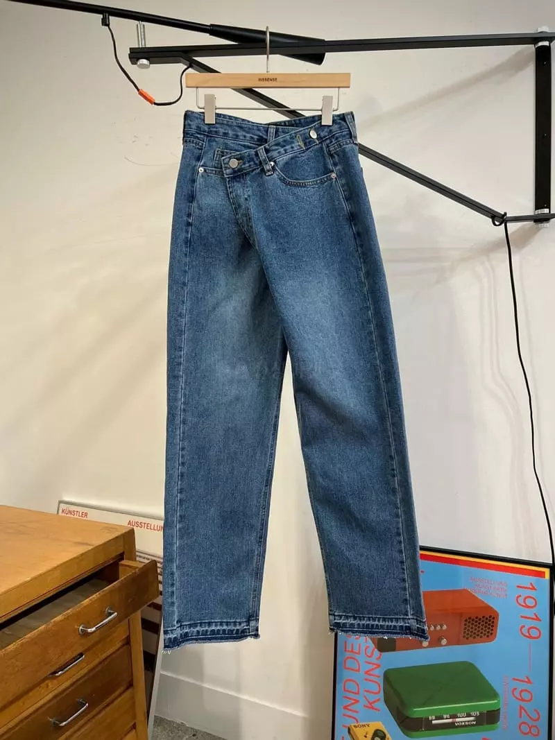 Inssense - Korean Women Fashion - #womensfashion - Detail Jeans - 8