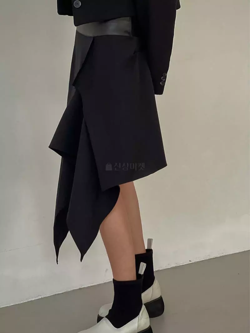 Inssense - Korean Women Fashion - #womensfashion - Leather Skirt - 5