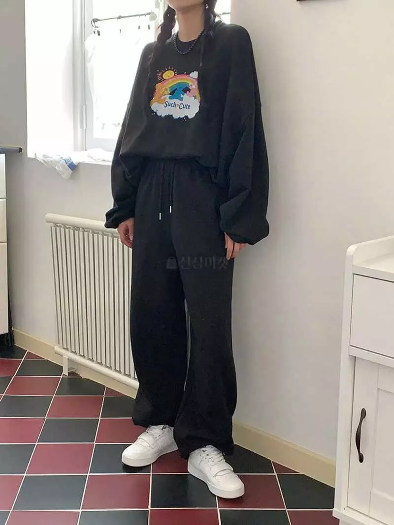 Jkichi - Korean Women Fashion - #momslook - Cute Bear Sweatshirt - 5