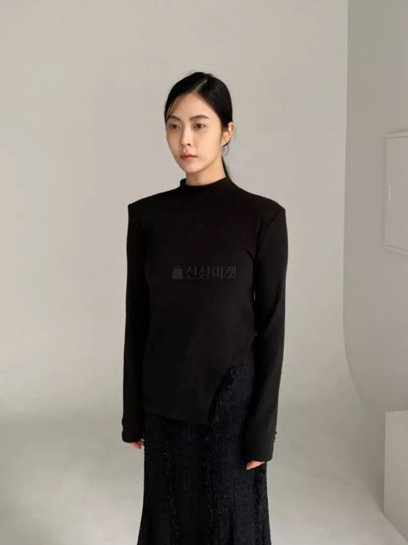 Le-Ppl - Korean Women Fashion - #momslook - Padd Angora Tee - 10