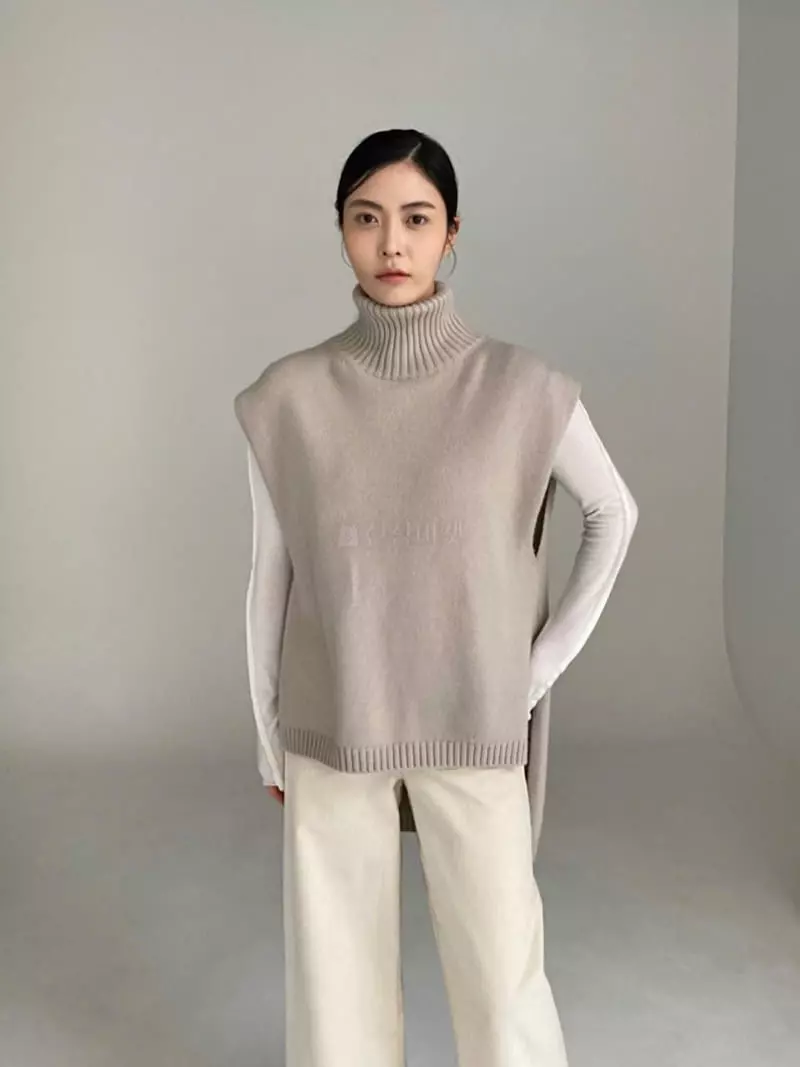Le-Ppl - Korean Women Fashion - #womensfashion - Beth Knit Tee - 3