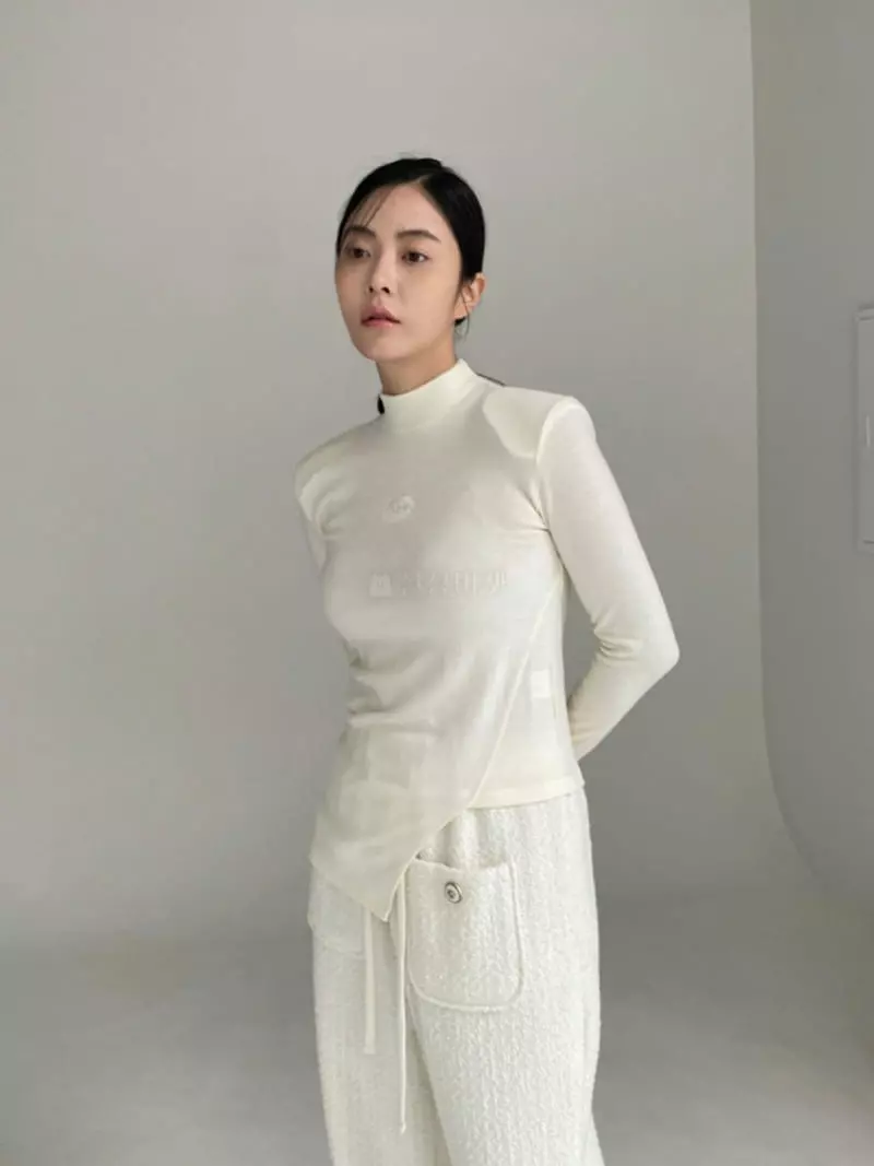 Le-Ppl - Korean Women Fashion - #womensfashion - Padd Angora Tee - 3