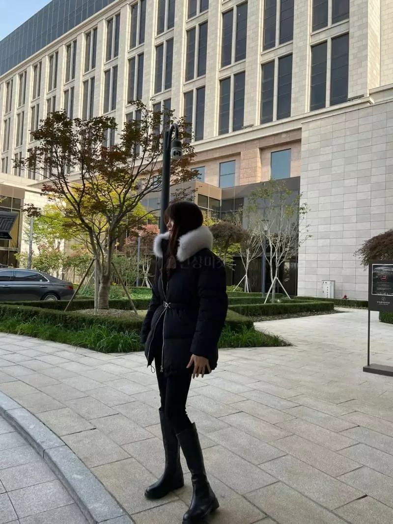 Levase - Korean Women Fashion - #momslook - Fox Padding Jacket - 11