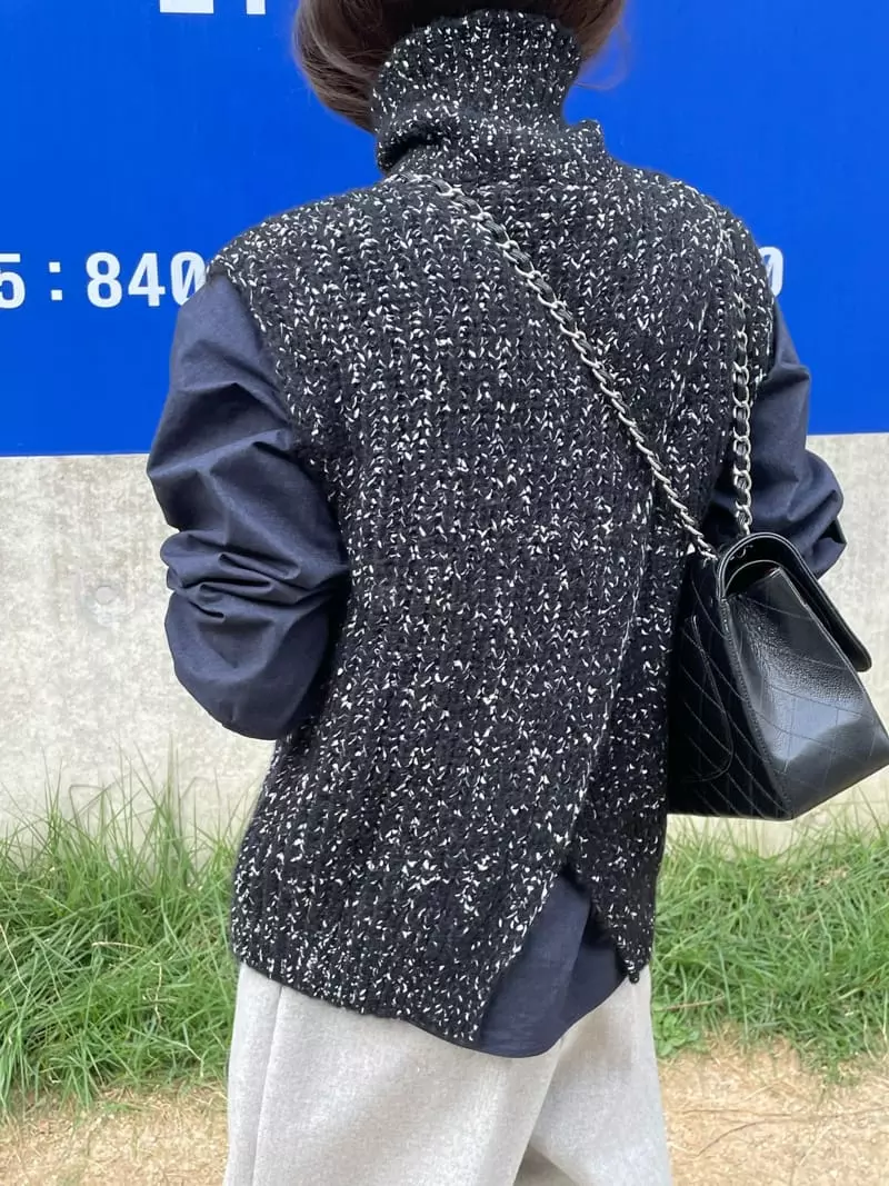 Levase - Korean Women Fashion - #momslook - Turtleneck Vest - 11