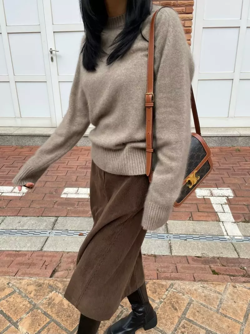 Levase - Korean Women Fashion - #momslook - Racoon Knit Tee - 9