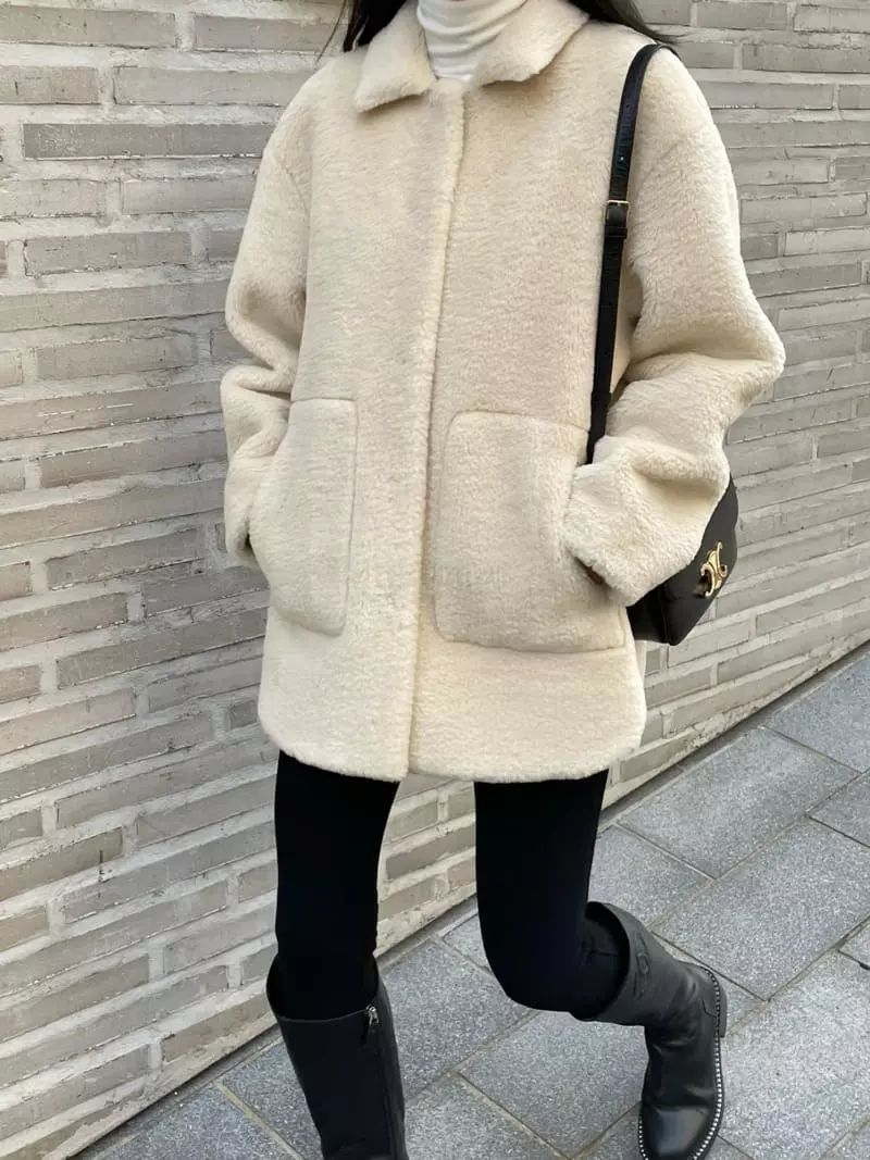 Levase - Korean Women Fashion - #pursuepretty - Paln Mustang Jacket - 2