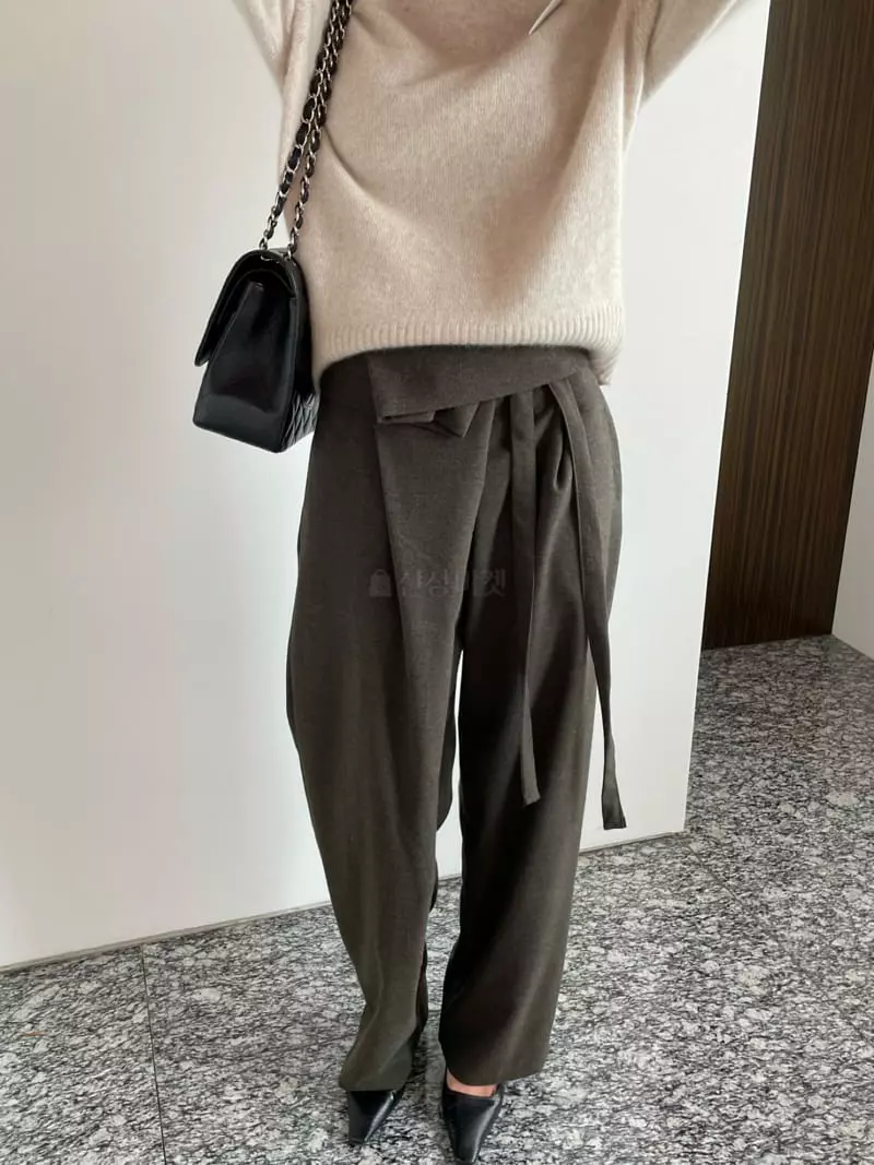 Levase - Korean Women Fashion - #thelittlethings - Warp Button Pants - 7