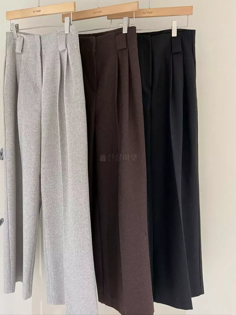 Levase - Korean Women Fashion - #vintageinspired - Roof Pants - 4
