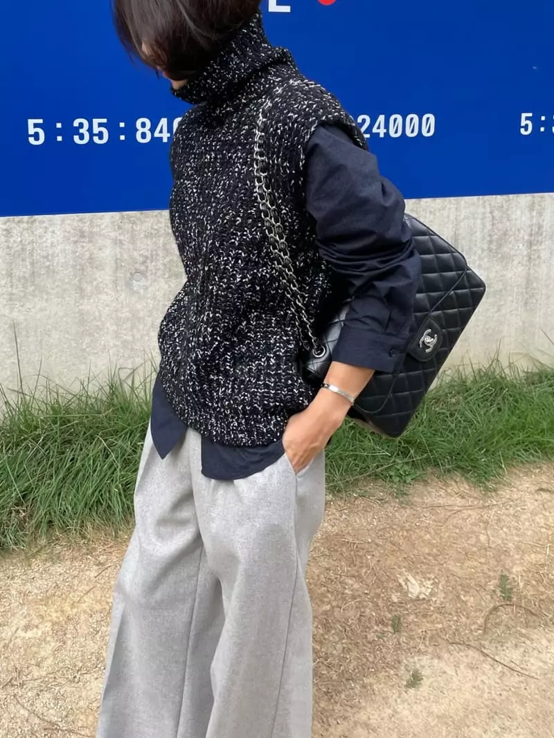 Levase - Korean Women Fashion - #womensfashion - Turtleneck Vest - 12